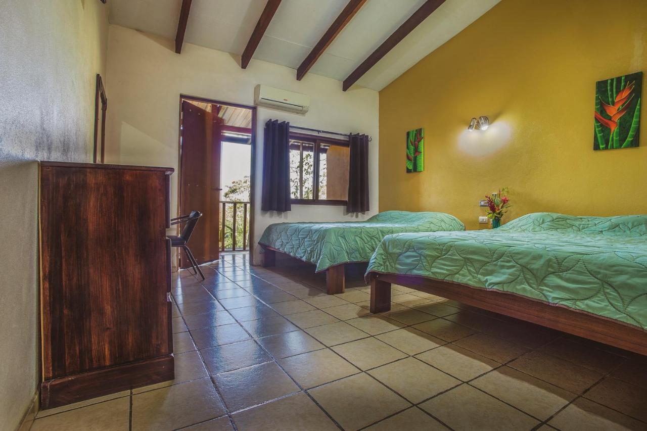 Hotel La Hacienda Quesada  外观 照片